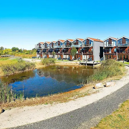 4 Person In Bogense-by Traum 博恩瑟